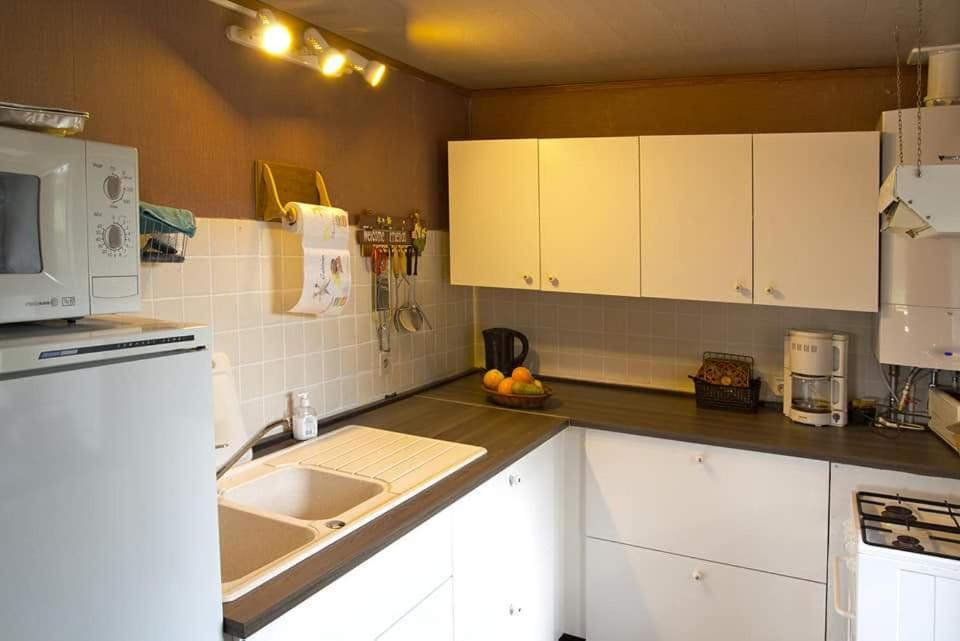 La Petite Maison Six Planes Екстериор снимка